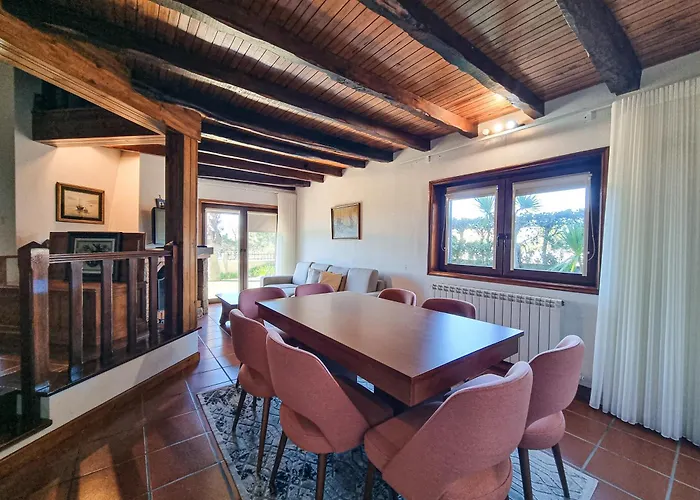 Casa Cogumelo Beachfront Retreat Nyaraló