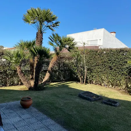 Casa Cogumelo Beachfront Retreat * Viana do Castelo