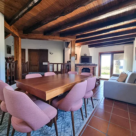 Casa Cogumelo Beachfront Retreat בית נופש