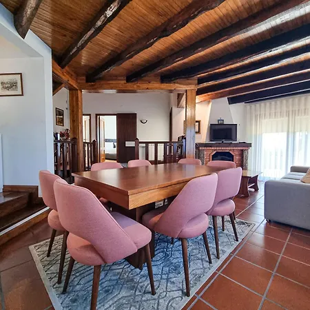 Holiday home Casa Cogumelo Beachfront Retreat